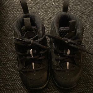 “ Anthracite “ Nike foams